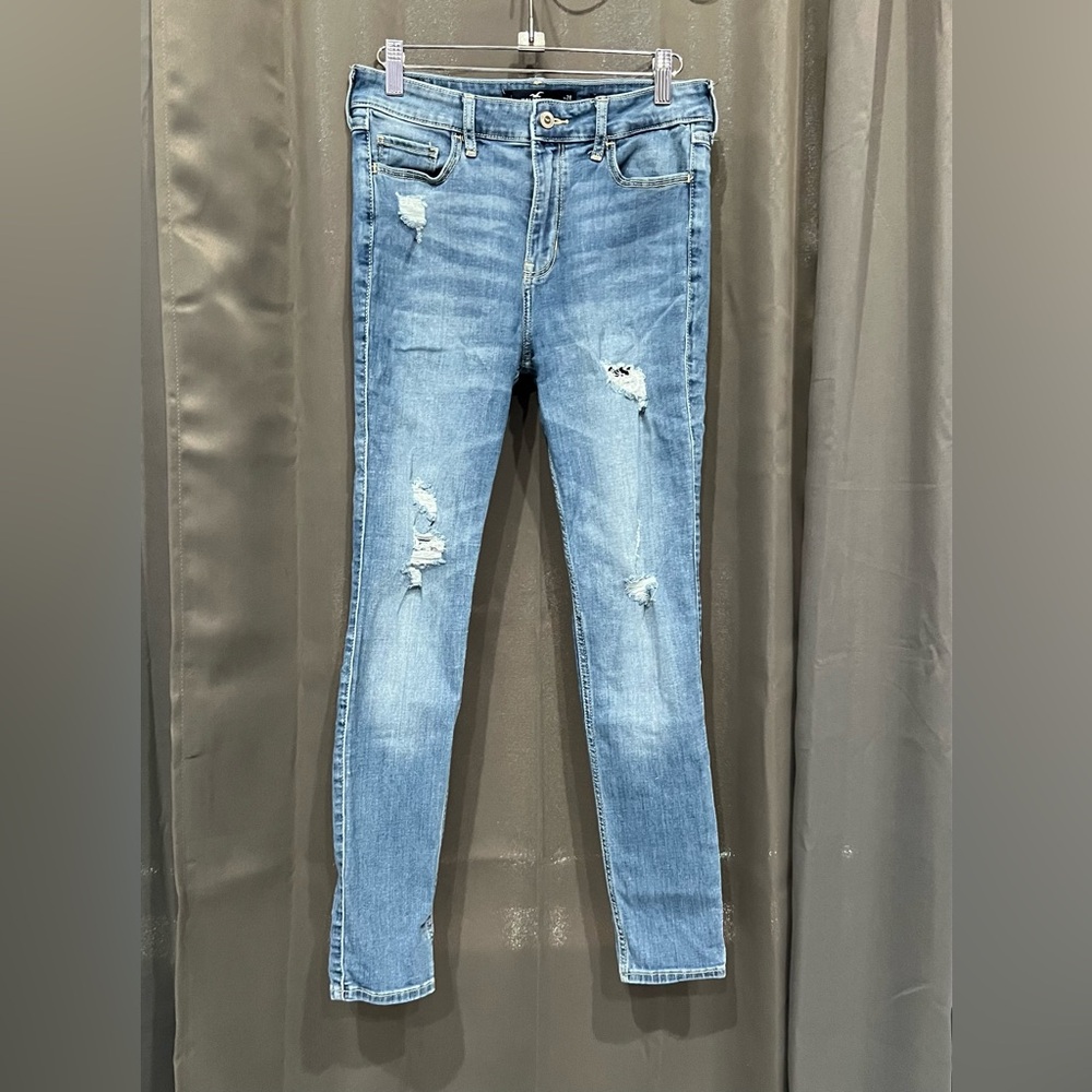 Hollister Super Skinny Jeans